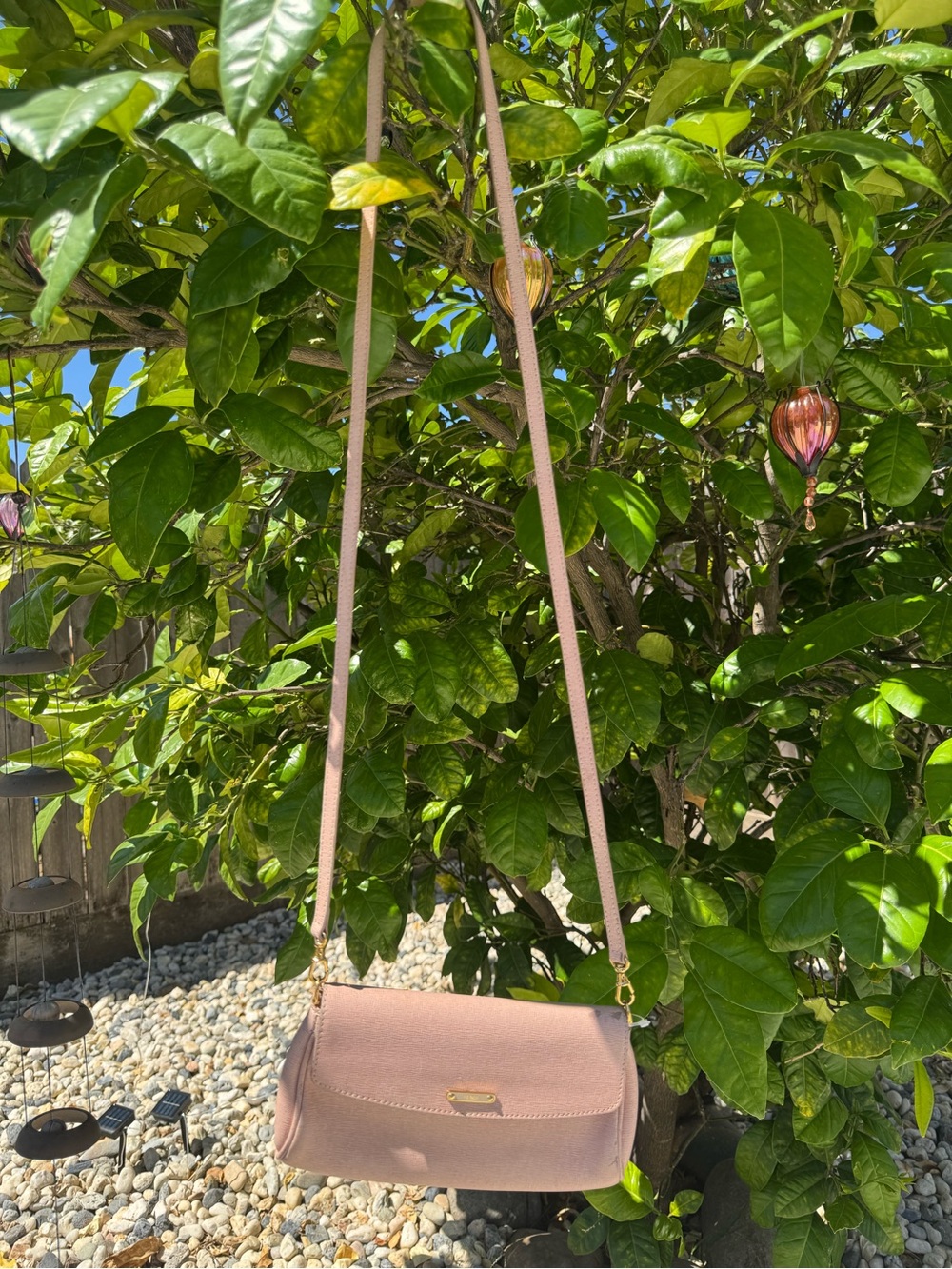 💗 FENDI Blush Pink Leather Crossbody Bag with Gold-Tone Accent